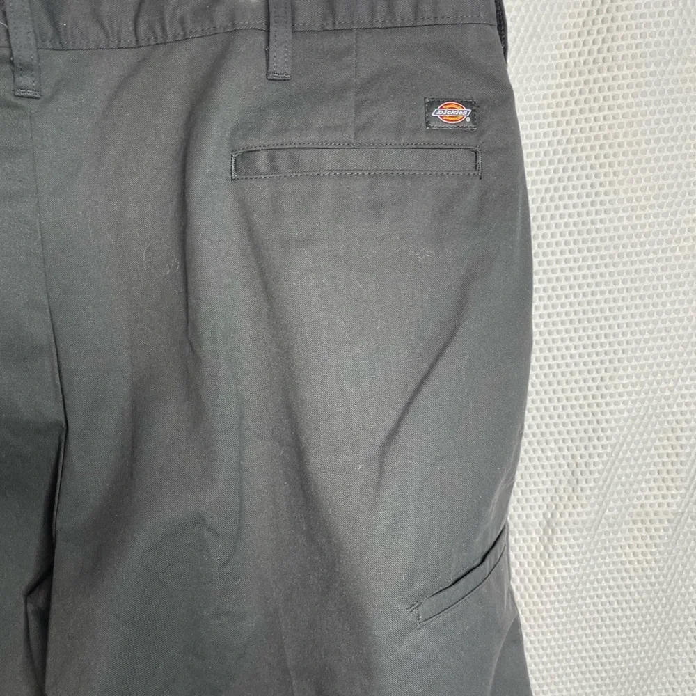 Dickies Men Flexible and durable, style P374716 Black work pants 40X30